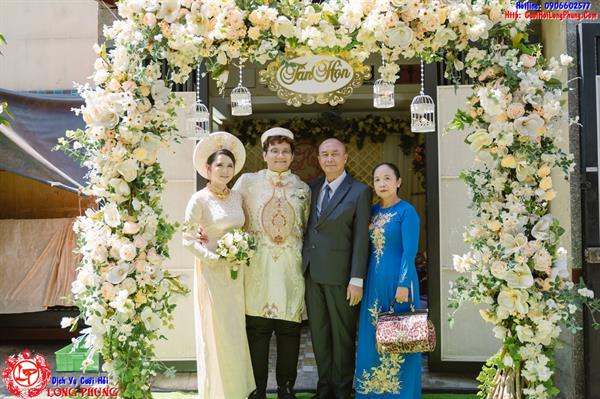 Cổng Hoa Cưới - Gốc Cây Vàng Kem